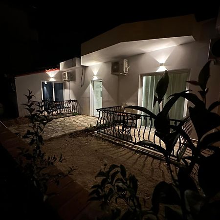 Fiore Rooms 2 クサミル エクステリア 写真